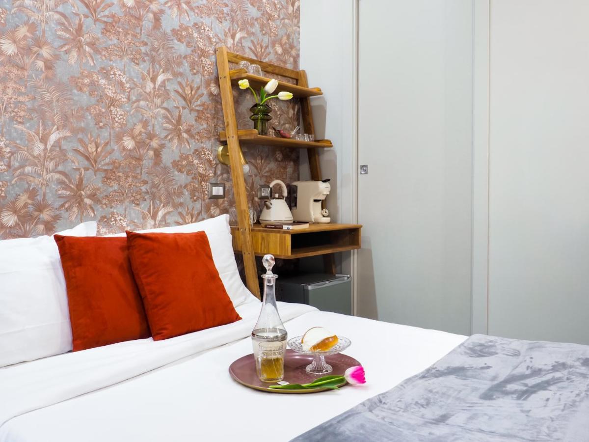 C'Est La Vie Suites Roma Ngoại thất bức ảnh