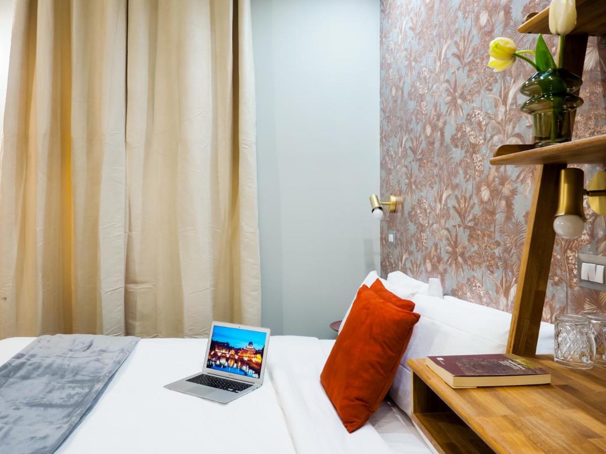 C'Est La Vie Suites Roma Ngoại thất bức ảnh